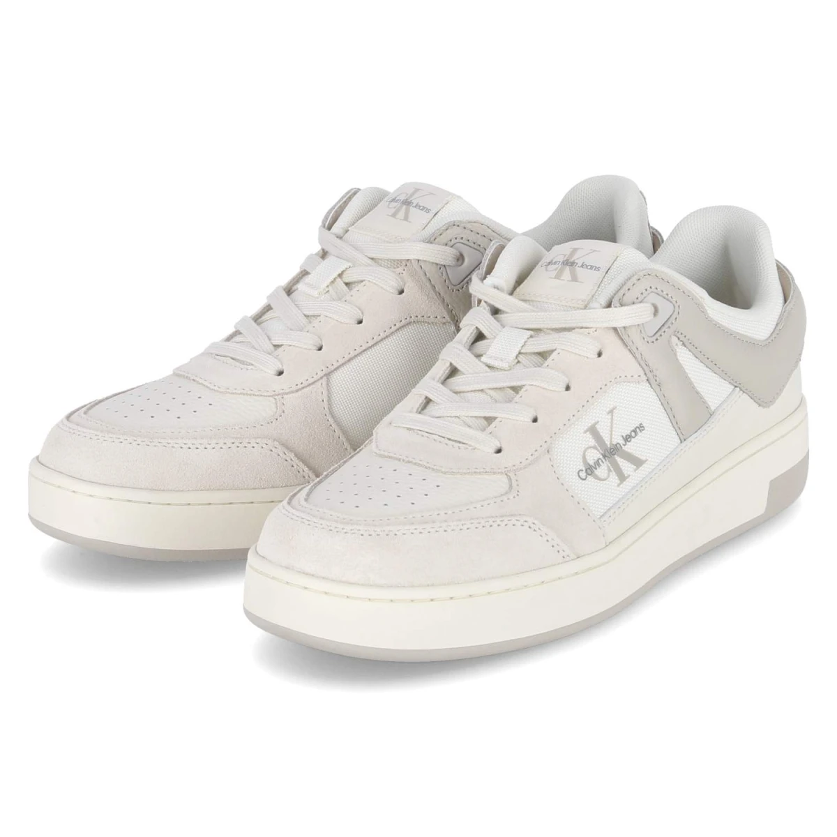 Low Sneaker - creamy white/eggshell