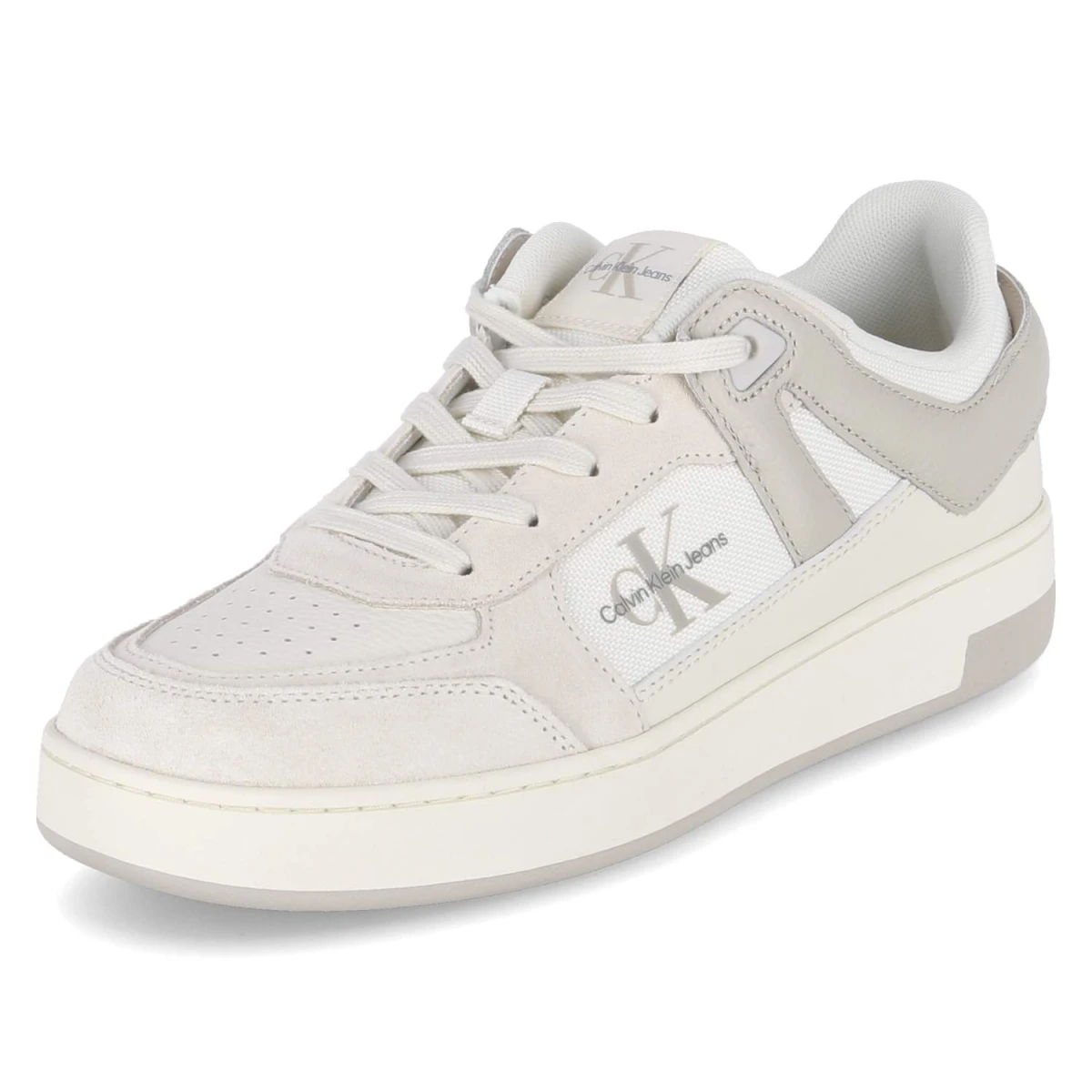 Low Sneaker - creamy white/eggshell
