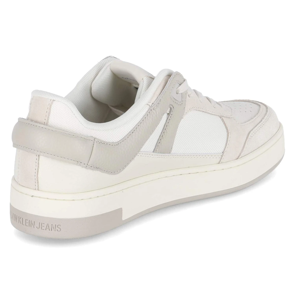 Low Sneaker - creamy white/eggshell