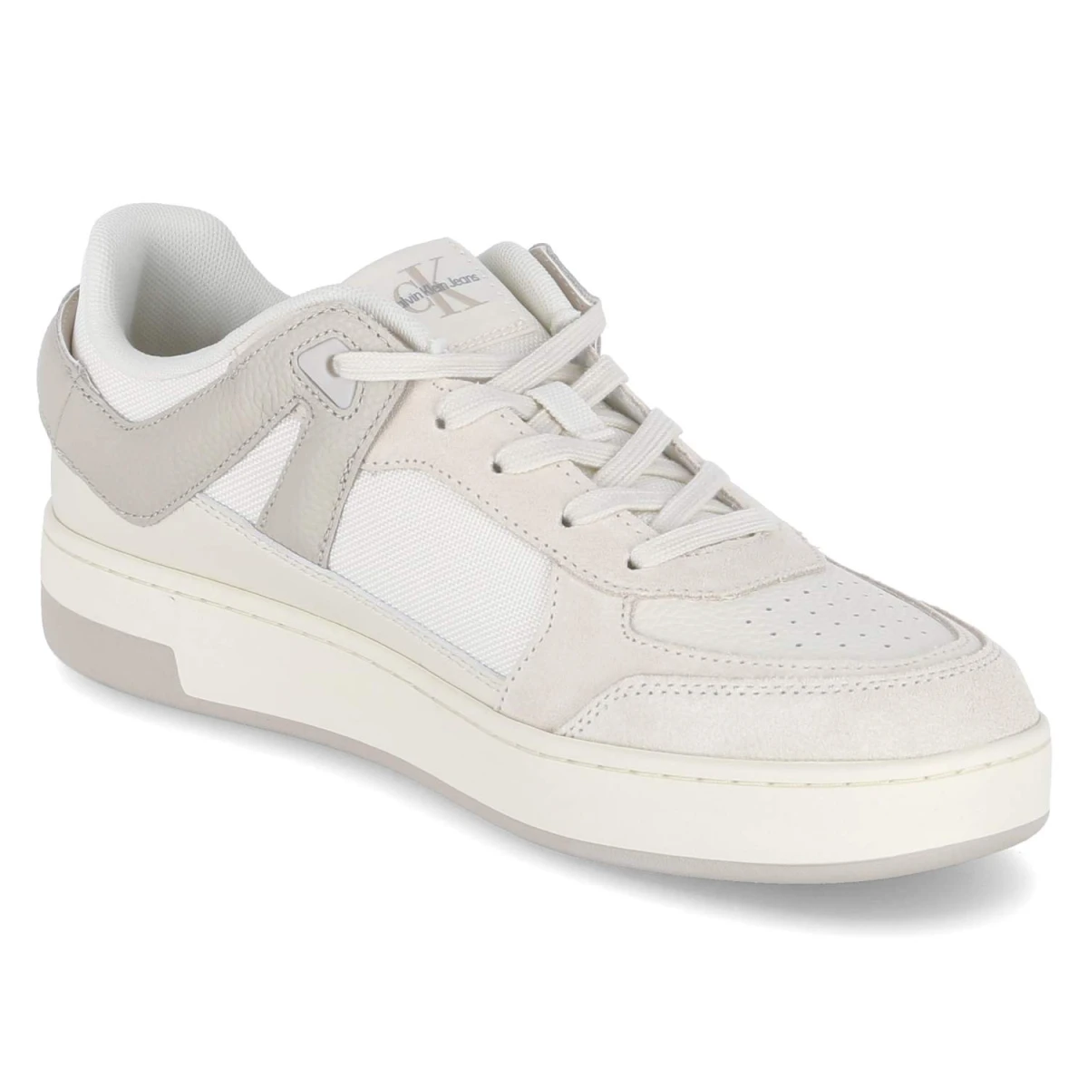 Low Sneaker - creamy white/eggshell